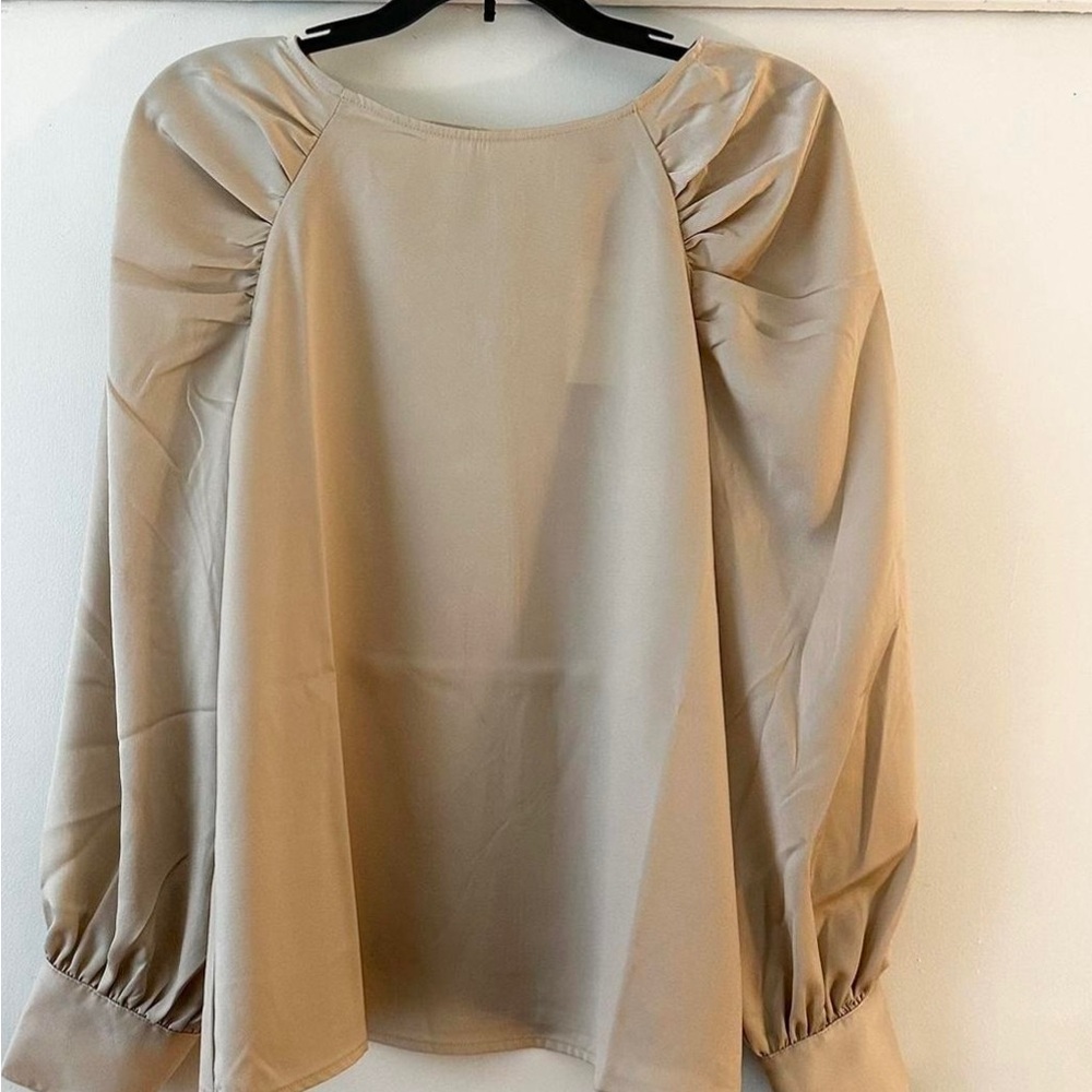 Chic satin Banana Republic Women's Top